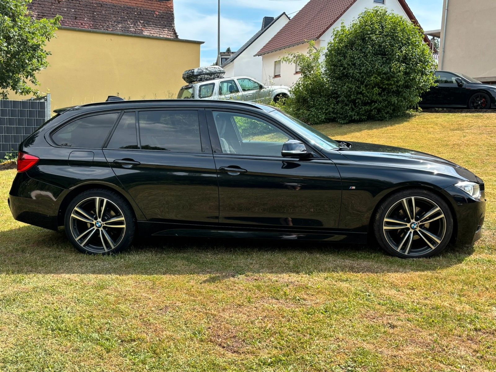 BMW 320d Touring - M-Paket / Nav. Prof. / Pano