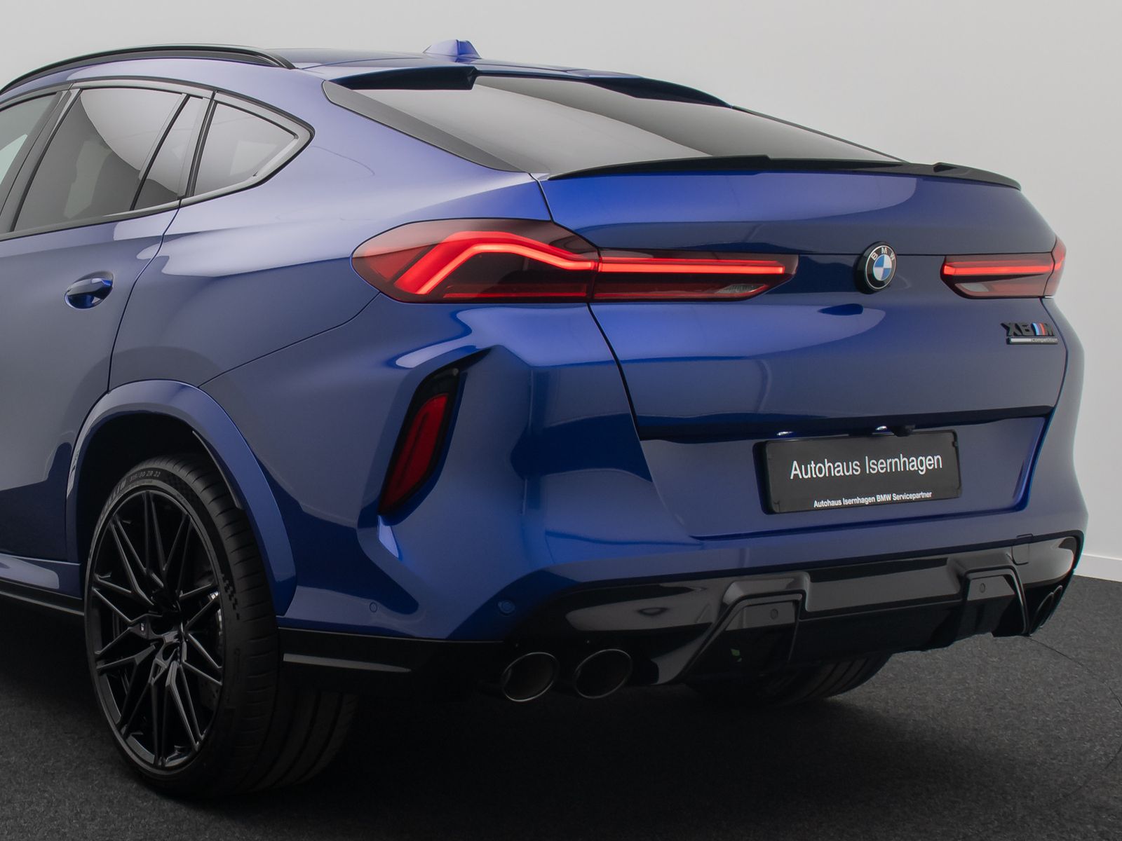 Fahrzeugabbildung BMW X6 M Competition DAB Massage 360&deg; SoftClose Voll