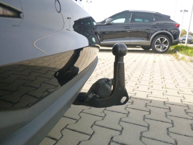 Fahrzeugabbildung Audi A4 Avant 35 TFSI >AUT/AHK/NAV/LEDER<