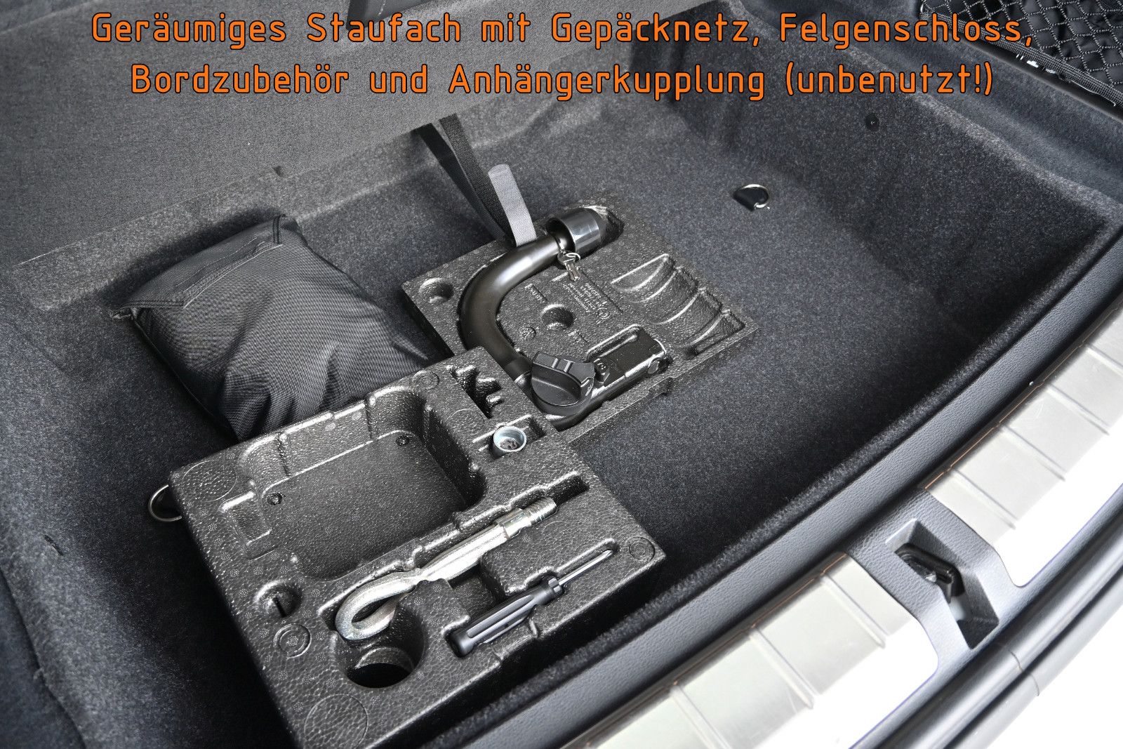 Fahrzeugabbildung BMW X1 xDr. 20d Sport Line °ACC°AHK°HEAD-UP°KAMERA°