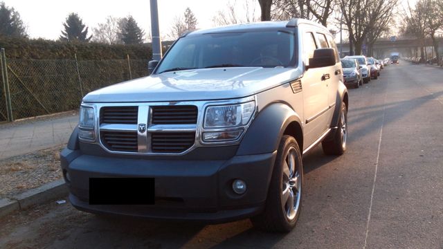 Dodge Nitro 3,7 Autom. Europa Leder 20Zoll 4x4