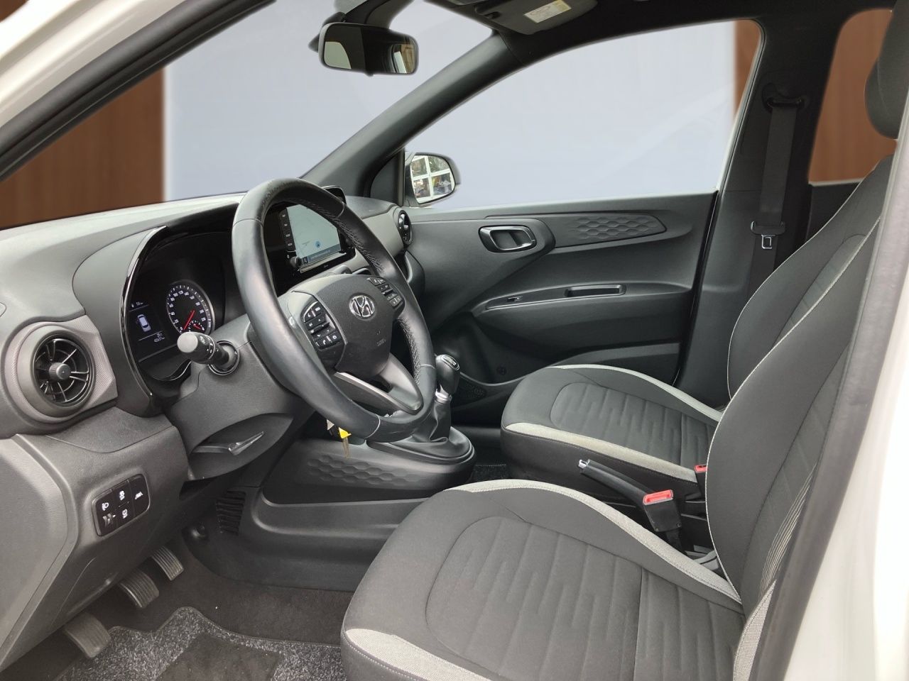 Fahrzeugabbildung Hyundai i10 CONNECT & GO *KAMERA*NAVI*SHZ*LHZ*DAB+RADIO*