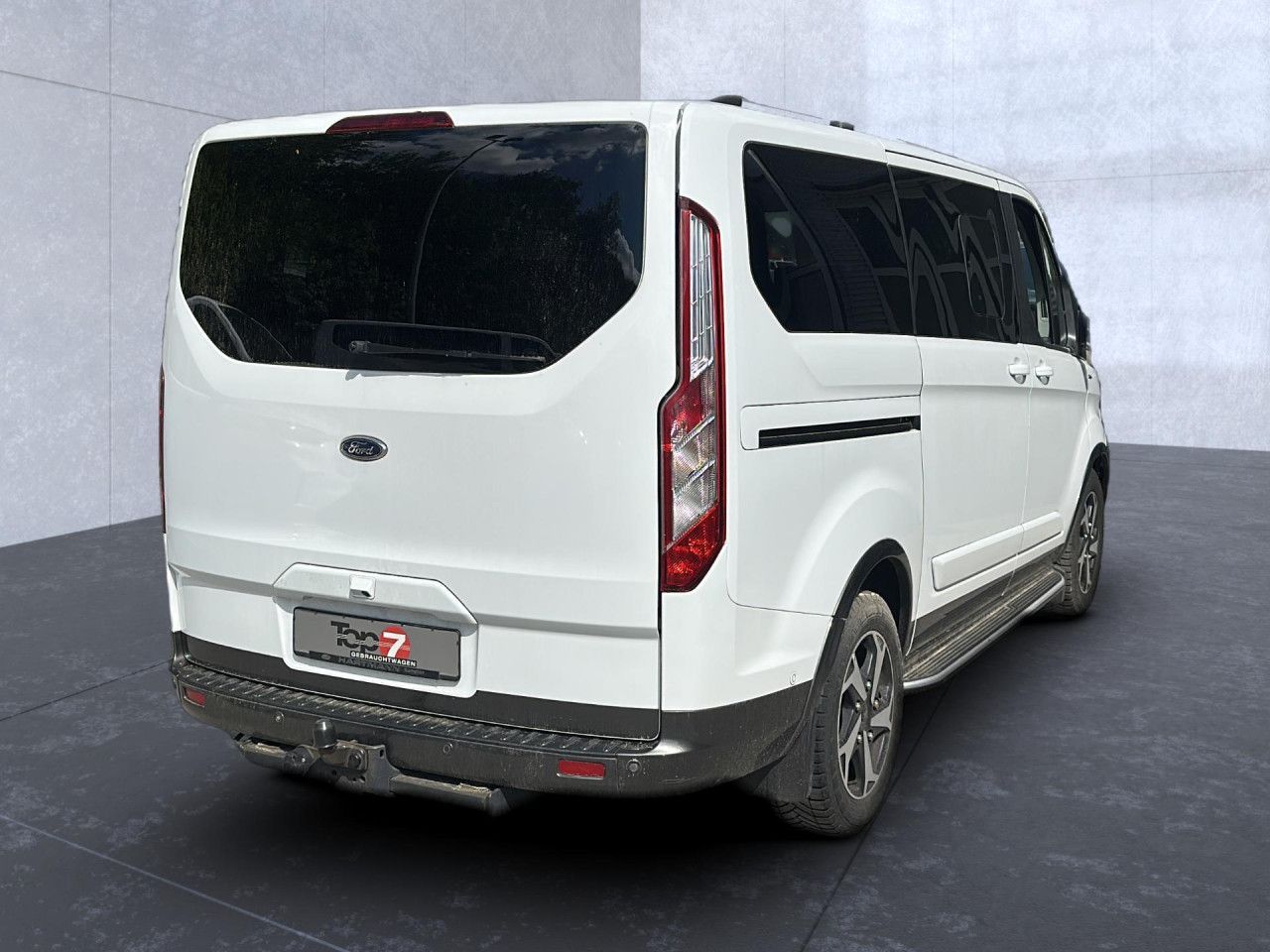 Ford Tourneo Custom 320 L1 Tourneo Active Automatik foto 3