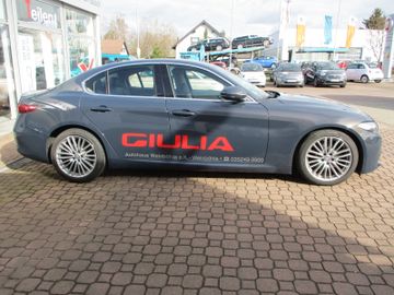Alfa Romeo Giulia Super Xenon Sitzhzg Klimaaut Navi