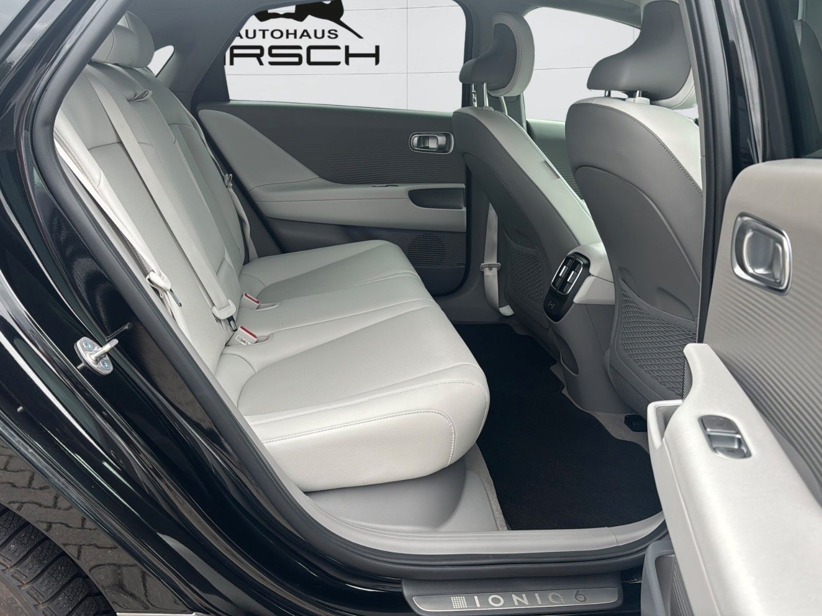 Hyundai IONIQ 6 – Bild 18