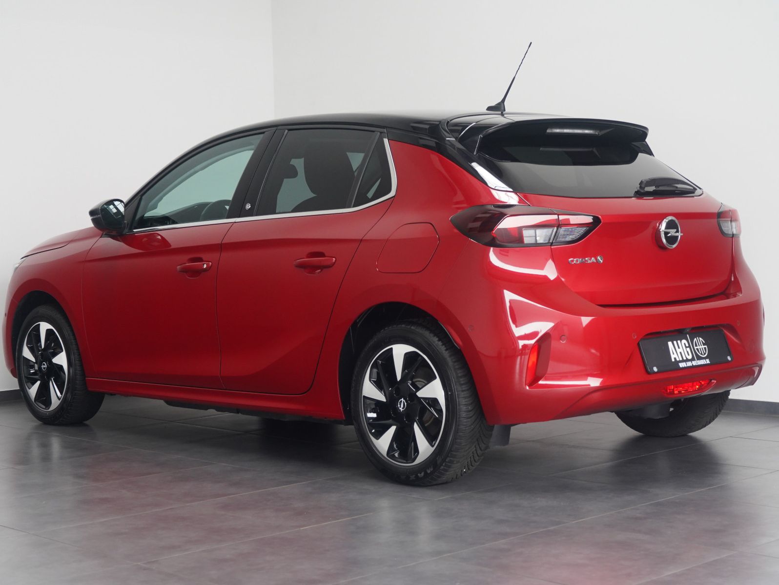 Fahrzeugabbildung Opel Corsa F e Elegance LED/CARPLAY/DAB/11KW