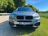 BMW X5 xDrive30d -Soft Close HUD Pano Leder Keyless  - silberne BMW X5
