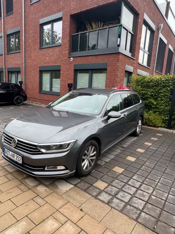 Image of Volkswagen Passat
