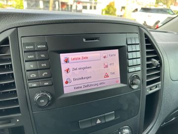 Fahrzeugabbildung Mercedes-Benz Vito 111 CDI Kasten Lang*Klima*Sortimo*AHK*Tempo