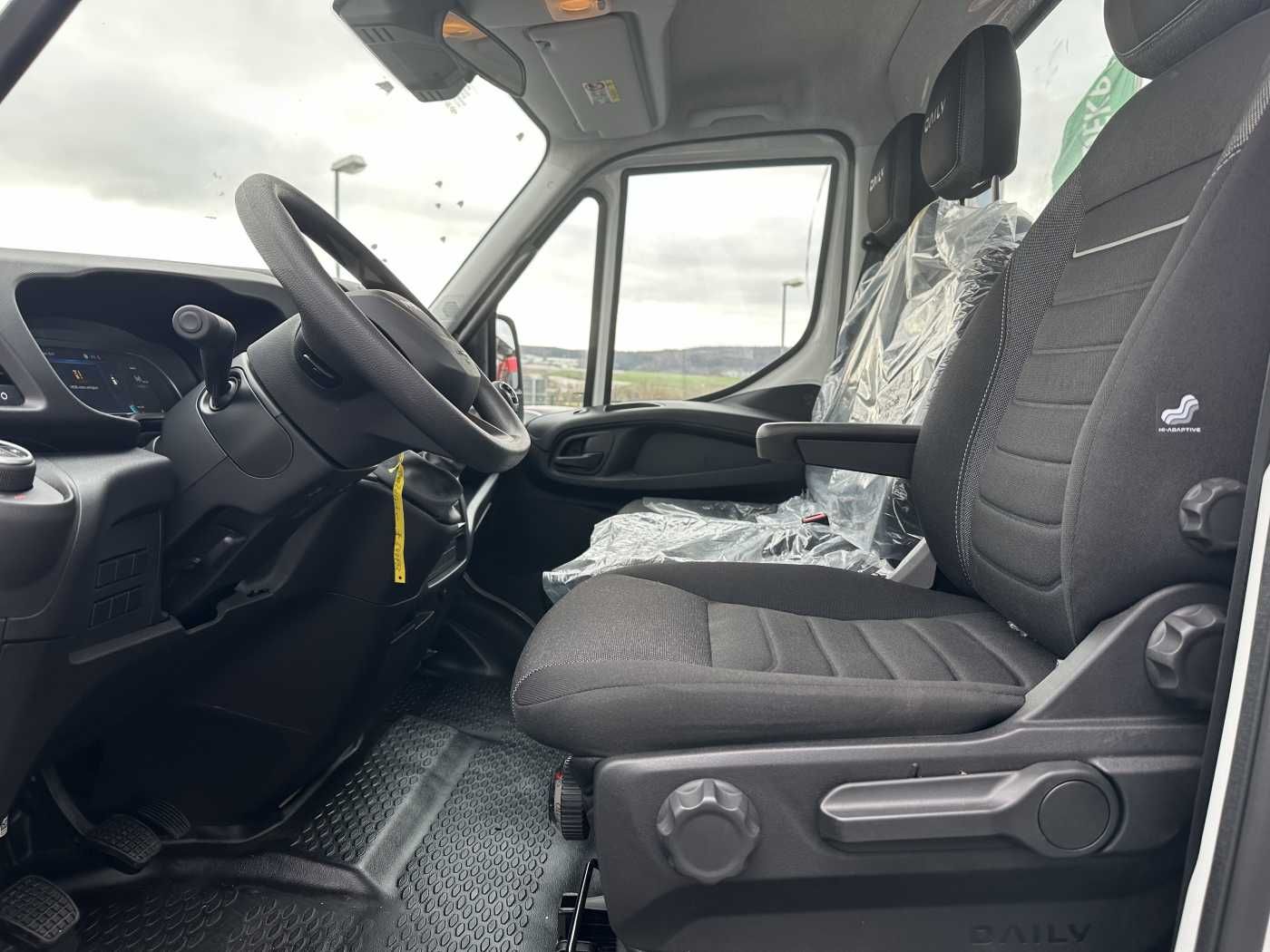 Fahrzeugabbildung Iveco Daily 70C18 3.0L Abrollkipper *AHK*Luft*Sperre*