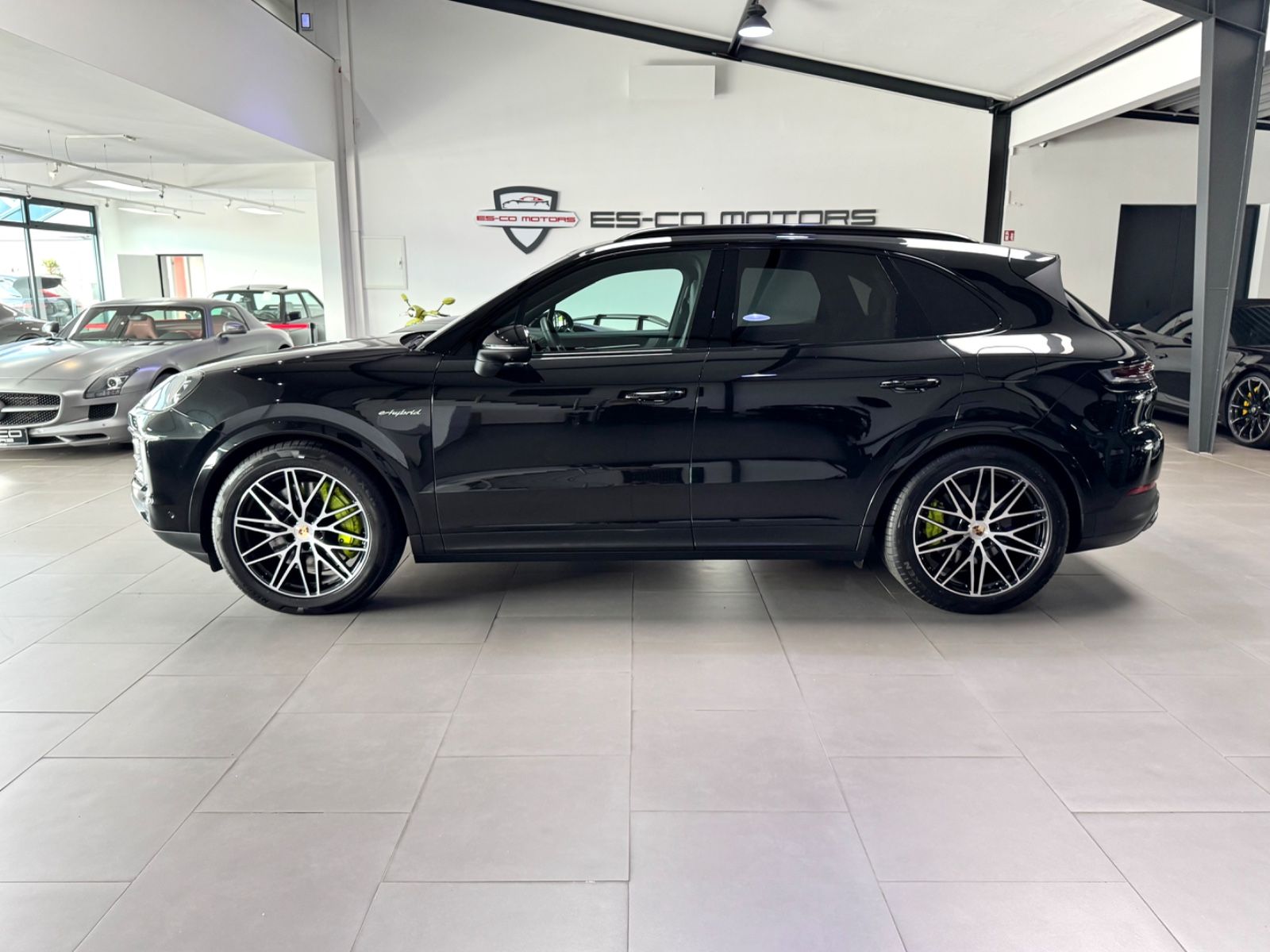 Porsche CAYENNE S E-HYBRID SPORTAGA*NIGHTV*PDCC*H-UP*21" imagem 3