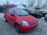 Toyota Yaris 1.0i 16V cat 3 porte Sol - gebrauchte Toyota Yaris aus dem Jahr 2000