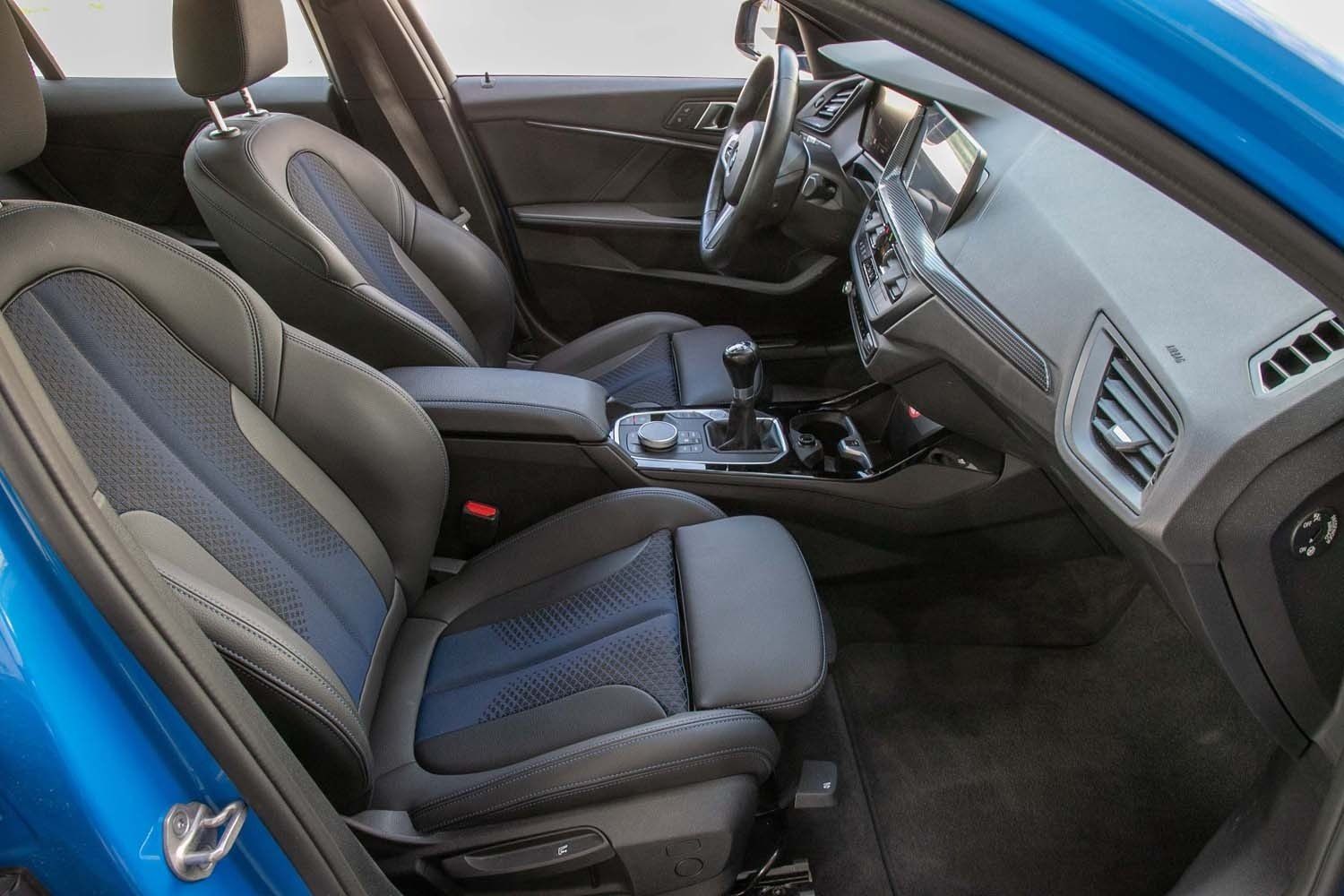 BMW 118i M Sportpaket Navi LED Klima Sitzhzg imagem 3