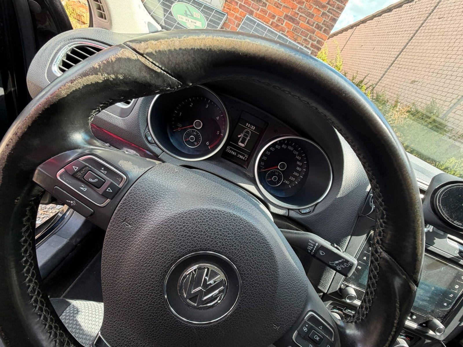Volkswagen Golf 2011 — photo 8