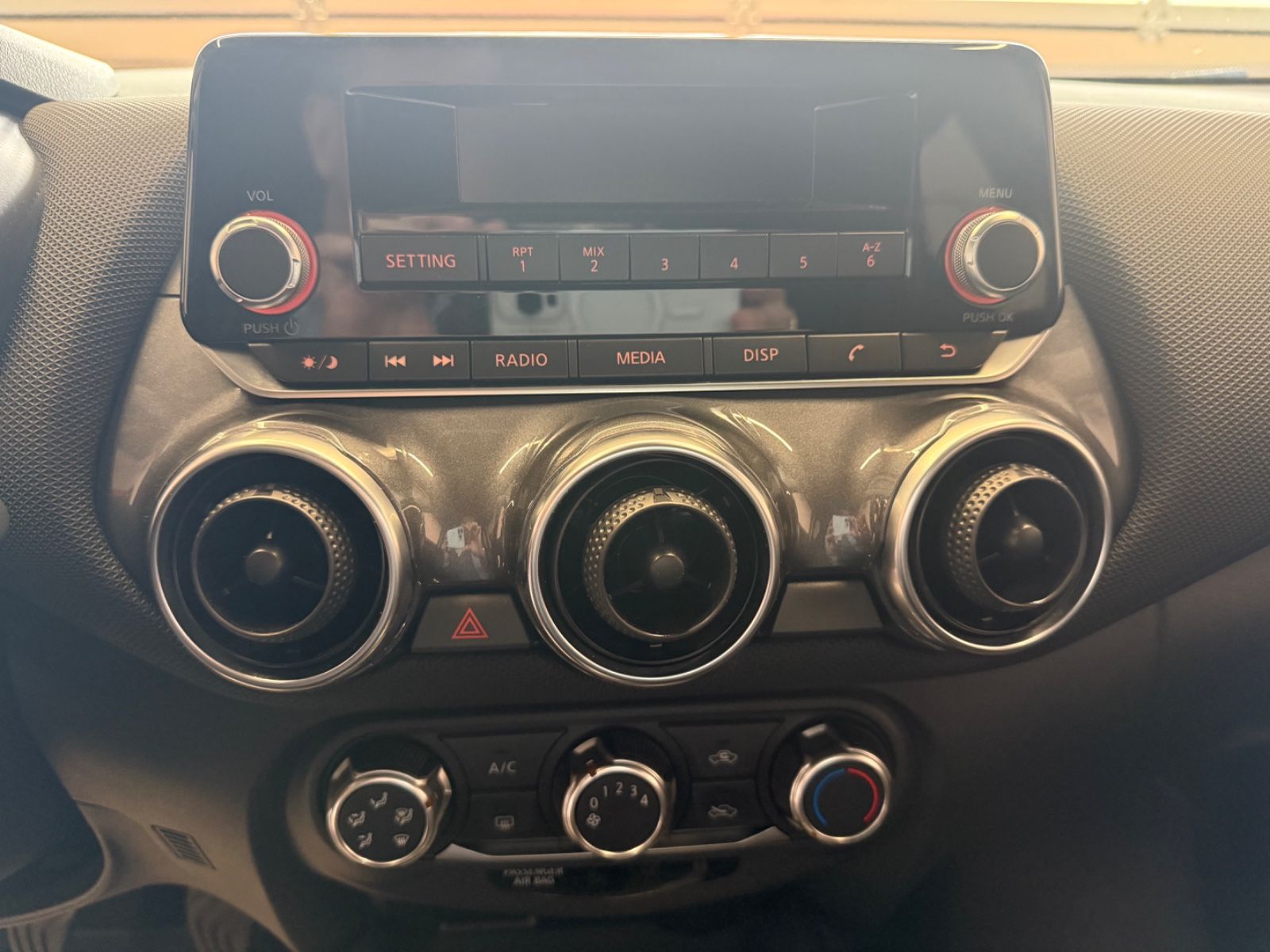 Fahrzeugabbildung Nissan Juke Visia - Klima - Alufelgen