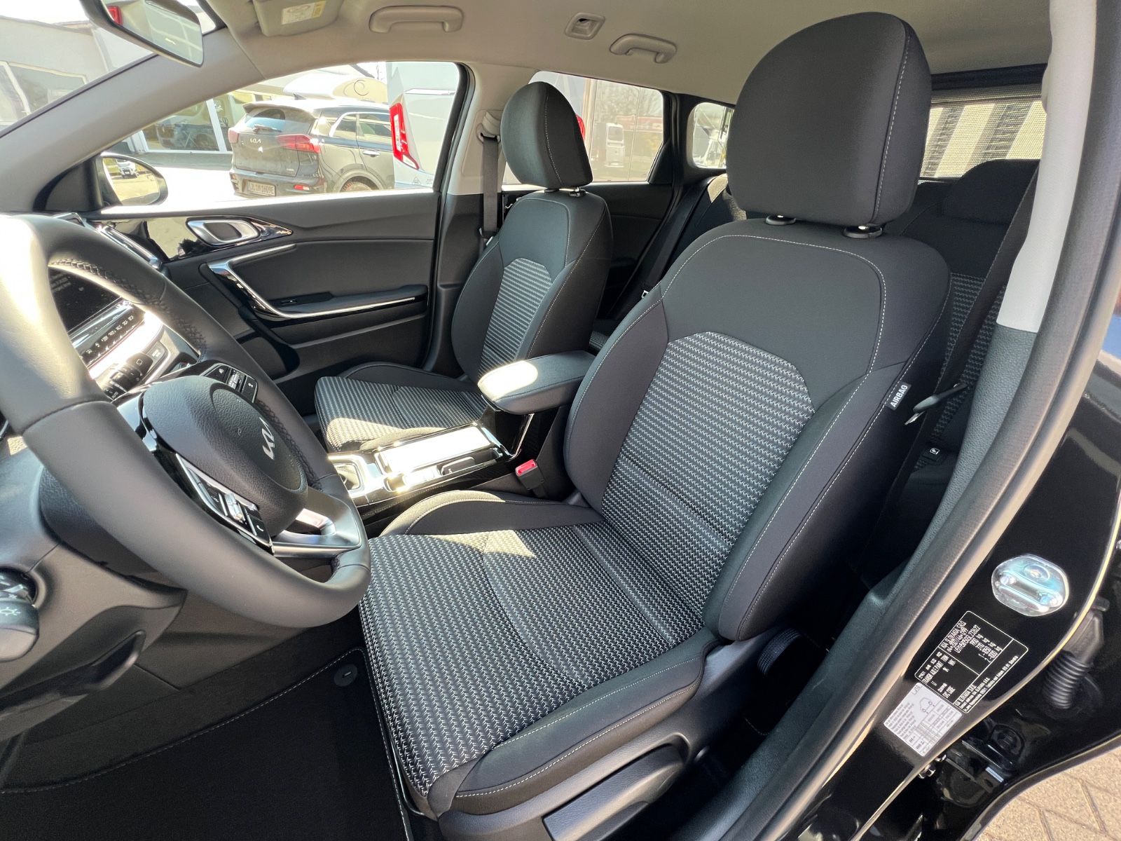 Fahrzeugabbildung Kia Ceed Sportswagon 1.5 T-GDI Ultimate Edition