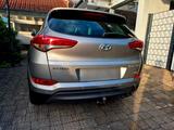 Hyundai TUCSON 1.6l Turbo 4WD 7DCT Advantage - Hyundai TUCSON von privat