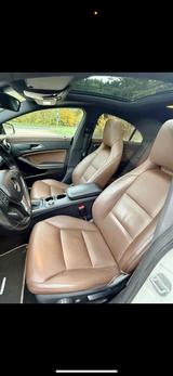 Mercedes-Benz CLA 180 Urban Urban -Einzelstück- - Mercedes-Benz CLA 180: Coupe