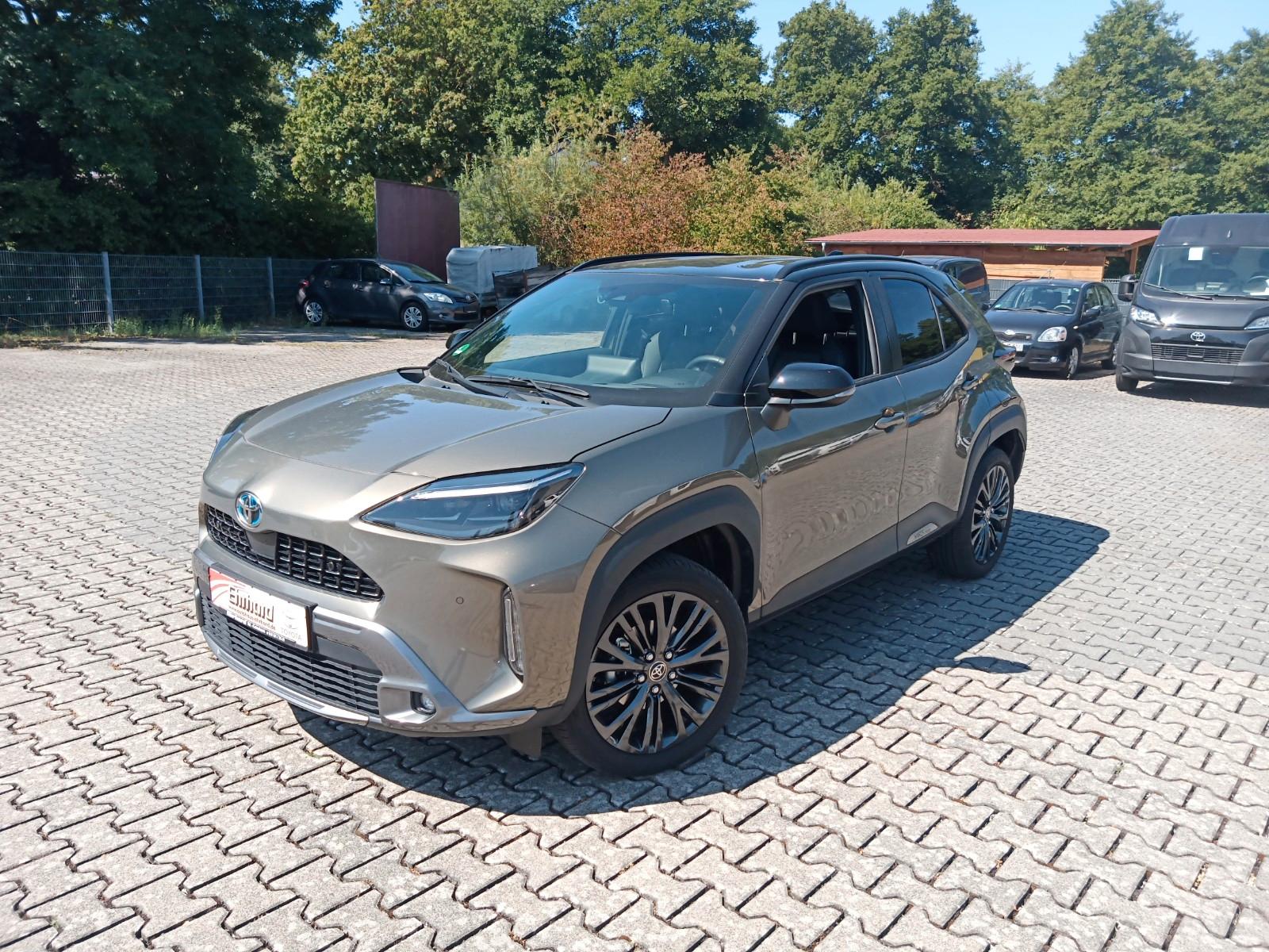 Toyota Yaris Cross Hybrid AWD-i Adventure