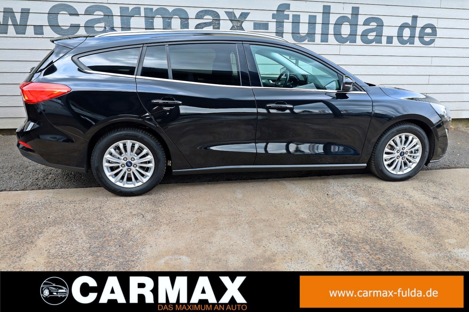 Fahrzeugabbildung Ford Focus Turnier Titanium Navi,Kamera,LED,SH,PDC