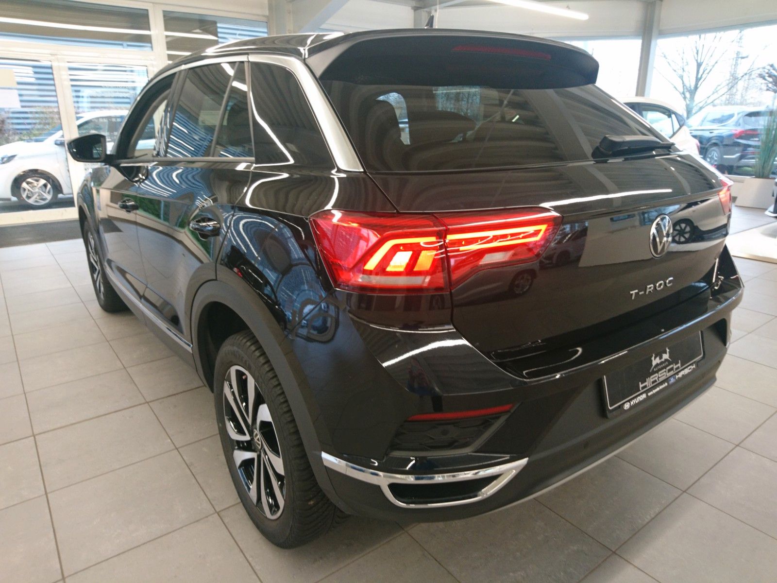 Fahrzeugabbildung Volkswagen T-Roc 2.0 TDI 7-DSG Active NAVI 17"AluPDC