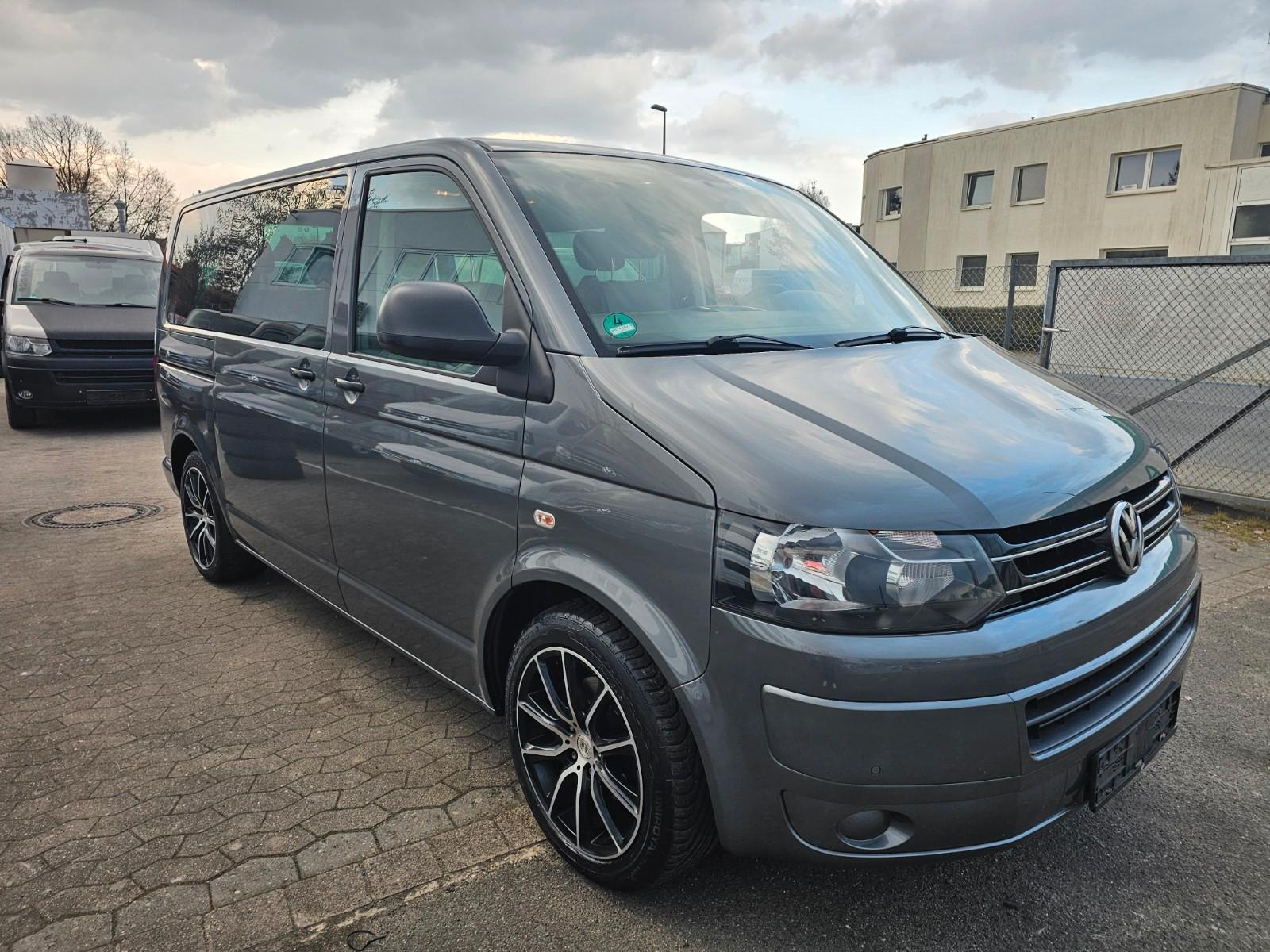 Volkswagen T5 Multivan 7sitzer 140ps Tempomat klima AHK