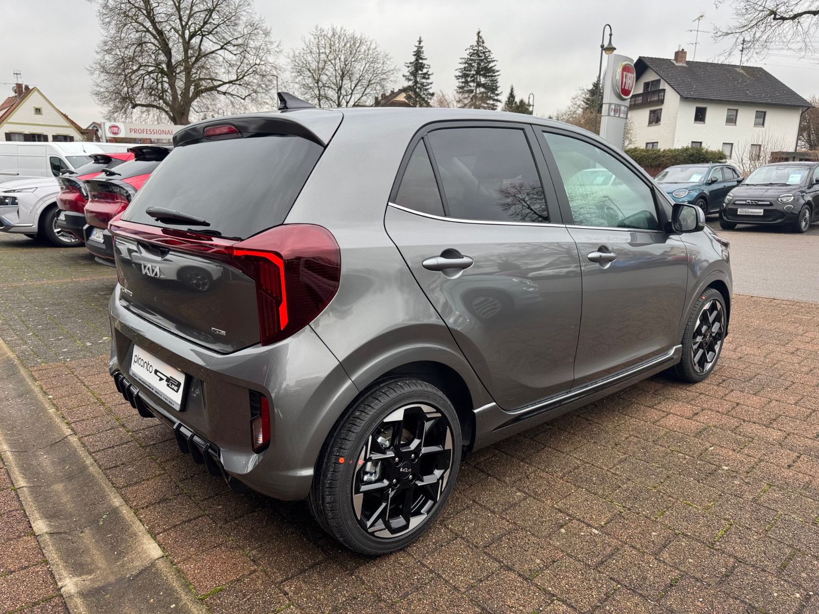 Fahrzeugabbildung Kia PICANTO 1.2 AUTOMATIK GTL TECH NAVI ASS+ 84 PS