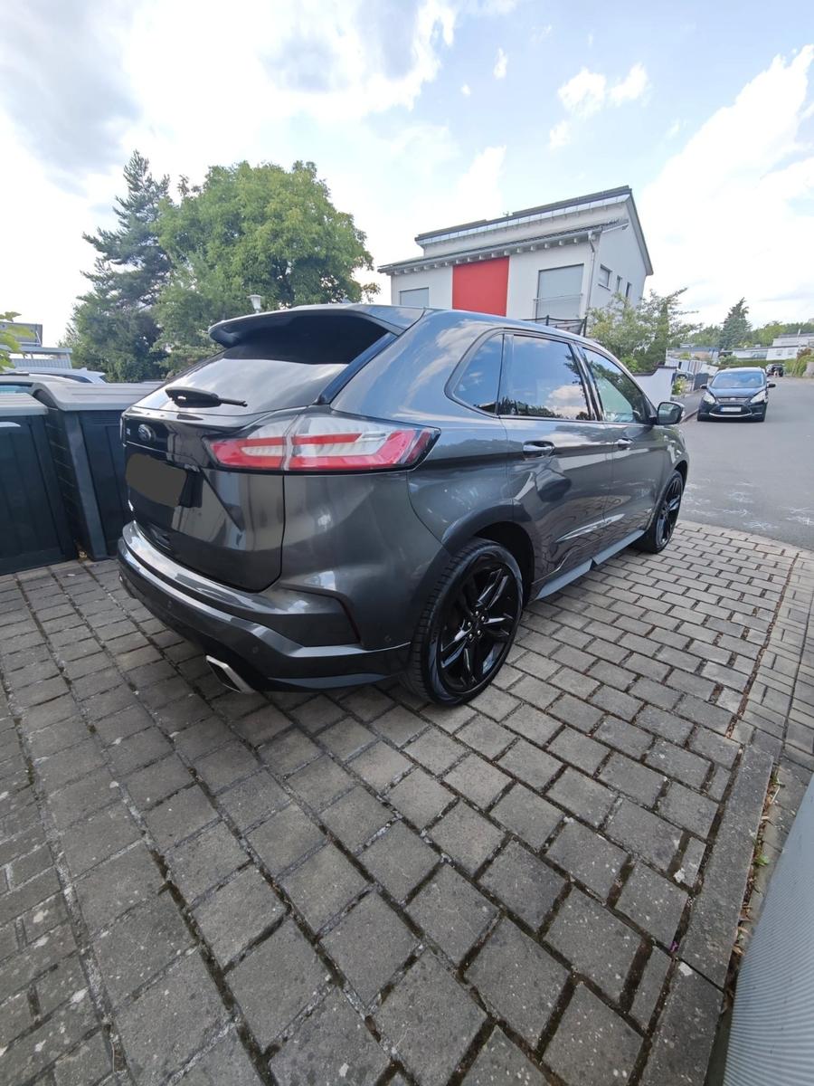 Ford Edge 2,0 l EcoBlue Bi-Turbo 4x4 ST-LINE Auto...