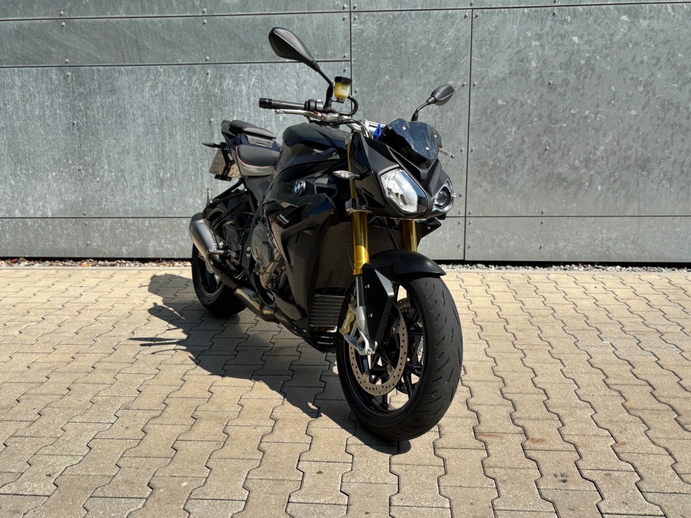 Fahrzeugabbildung BMW S 1000 R Sport- und Dynamik Paket Akrapovic, Frä