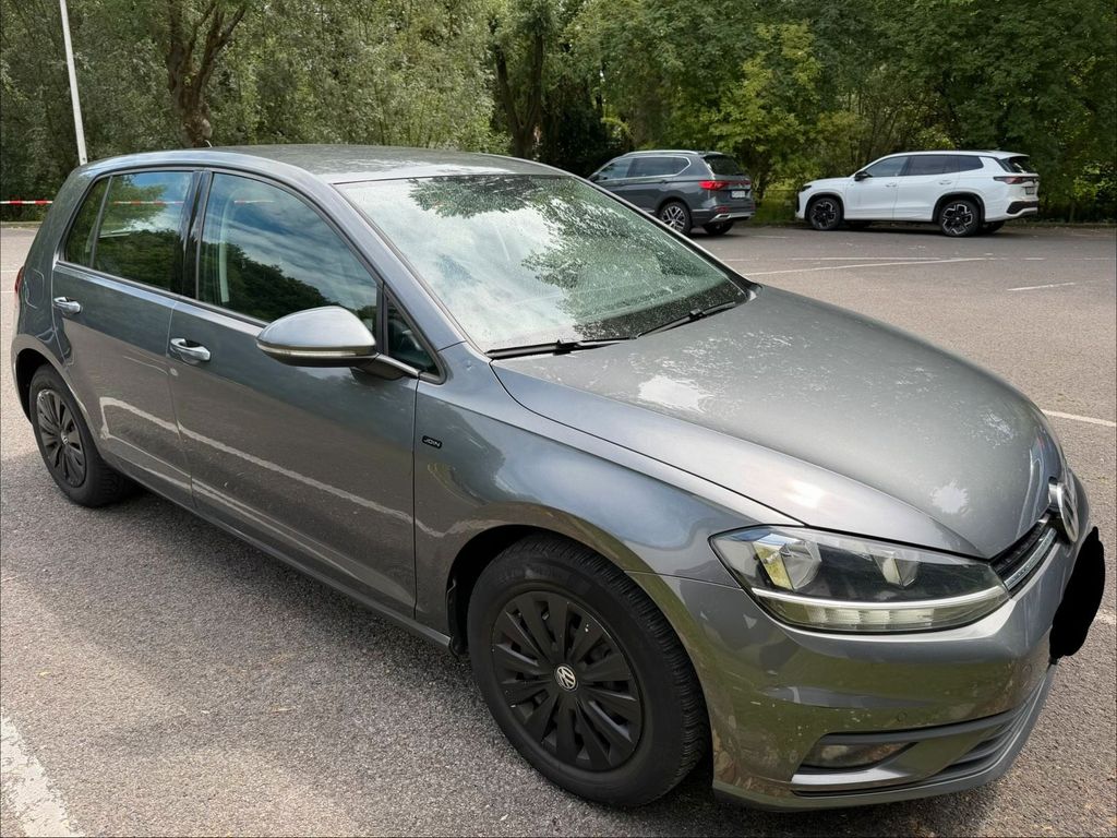 Image of Volkswagen Golf