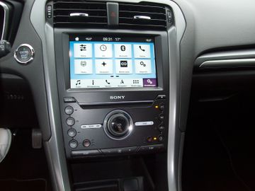 Bild 18 Ford Mondeo Turnier 1.5 Titanium Navi SHZ FSHZ AHK AT