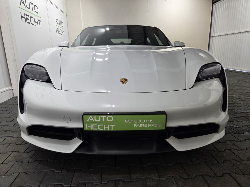 PORSCHE Taycan 2020