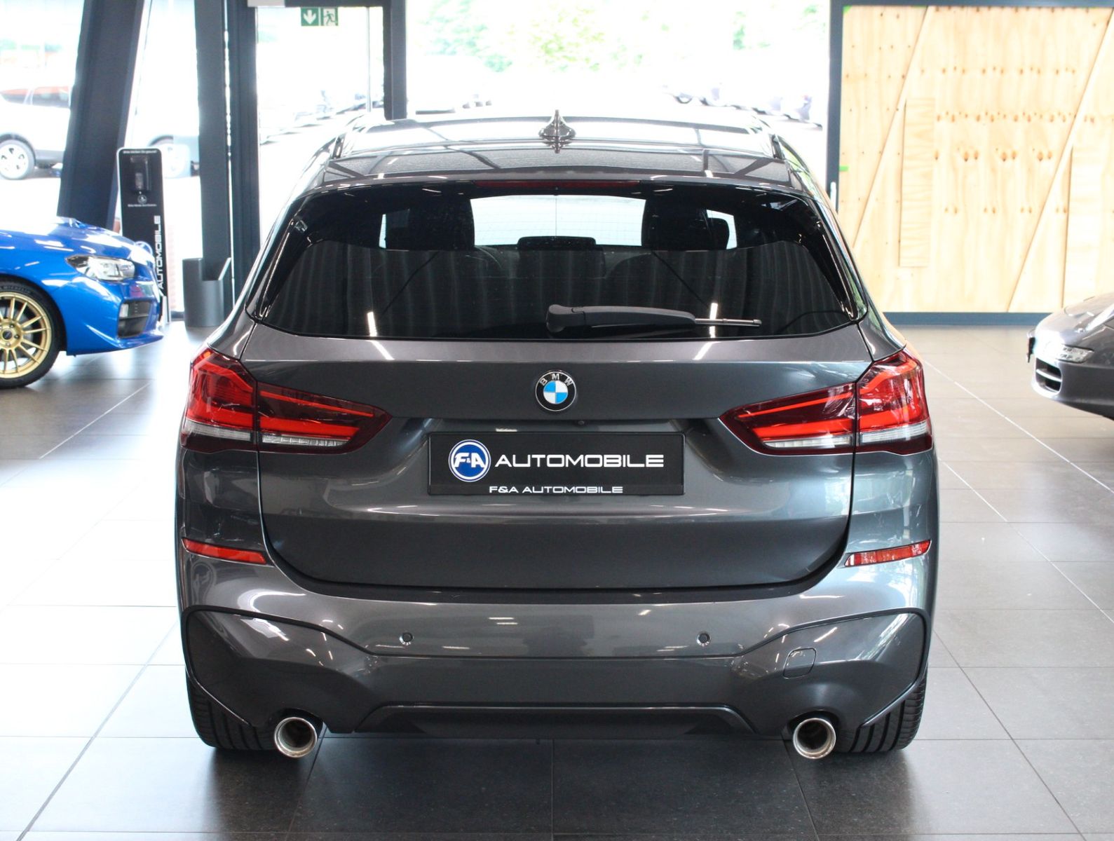 Fahrzeugabbildung BMW X1 xDrive20i M Sport *1.Hand*HUD*Kamera
