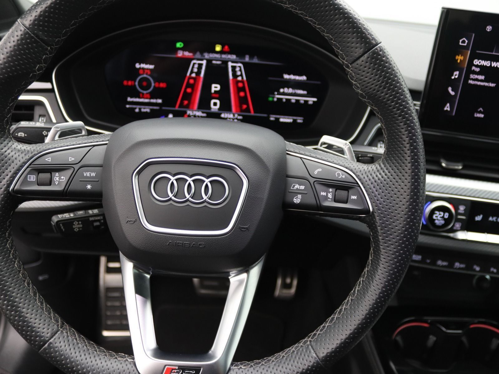 Audi RS4 - Bild 15