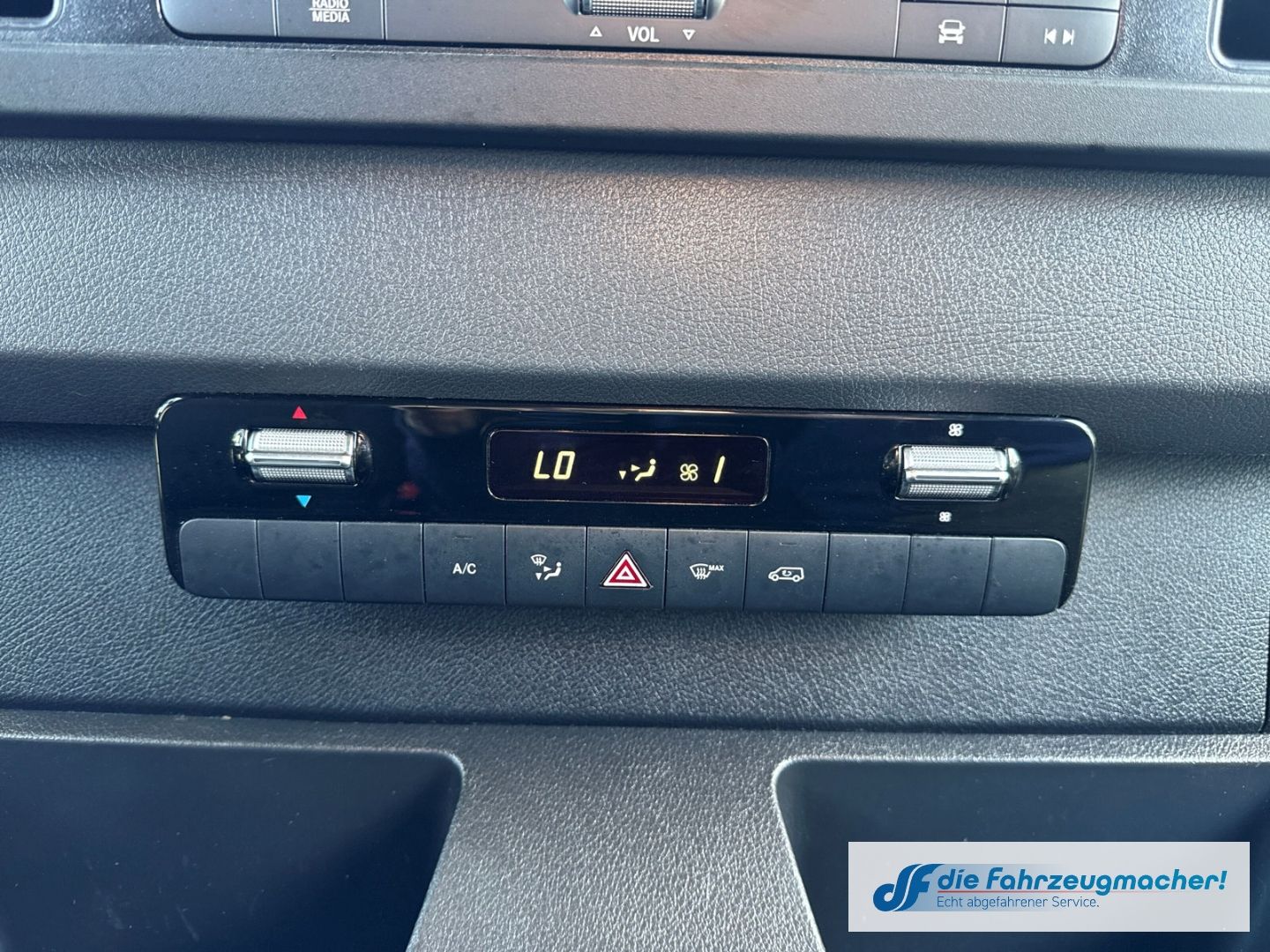 Fahrzeugabbildung Mercedes-Benz Sprinter Kasten 317 CDI L2 Automa. Navi CarPlay