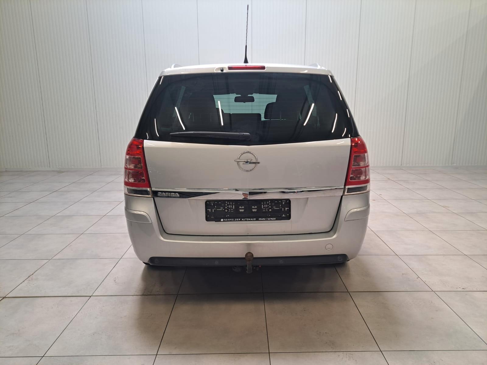 Opel Zafira B 1.8 / 7SITZER  / XENON AHK / SHZ