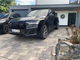 Audi Q7 55 TFSI quattro tiptronic S line 7 Sitze  - Audi Q7 in Wiesbaden