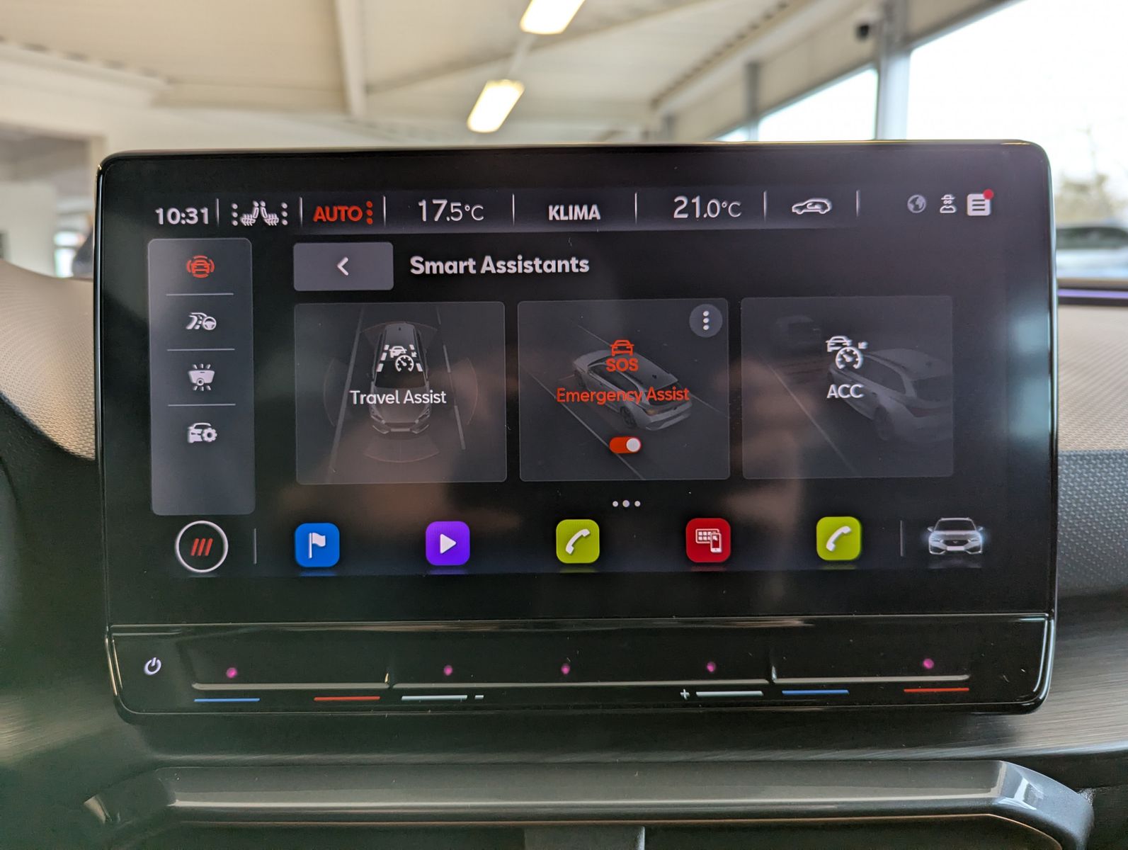 Fahrzeugabbildung CUPRA Leon 1.5eTSI DSG Matrix Cam Vision+ Full Link