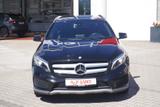 Mercedes-Benz GLA 180 Bi-Xenon Navi Sitzheizung PDC - schwarze Mercedes-Benz GLA 180