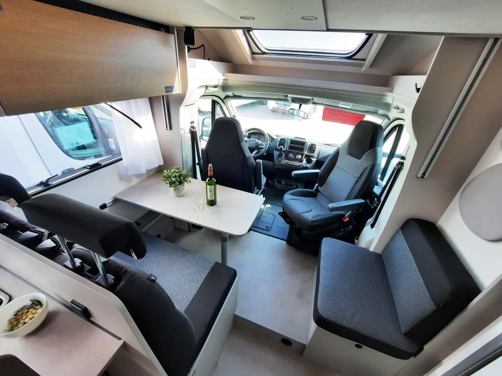 Fahrzeugabbildung LMC Tracer 730 EL Verfüg./Sparen Sie 10.661,- €