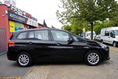 Fahrzeugabbildung BMW 218i Gran Tourer Advantage Pano Kam 7Sitzer SHZ!