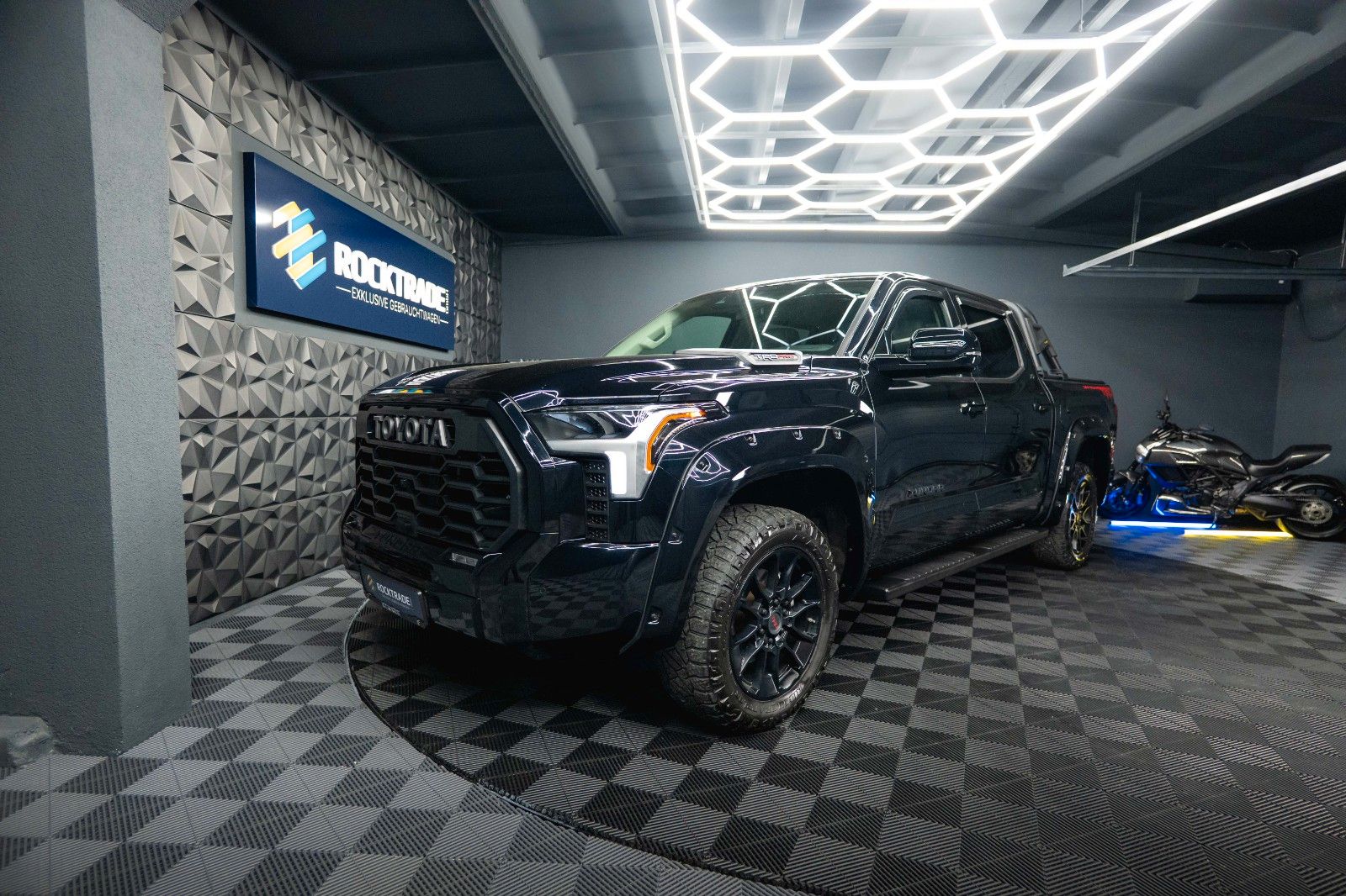 Fahrzeugabbildung Toyota Tundra 3.4L V6 4x4 TRD PRO Style *LED*ACC*19%*