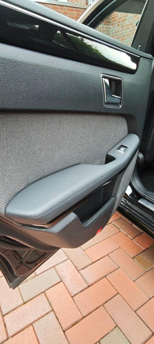 Mercedes-Benz E 220 CDI T BlueEFFICIENCY Standard