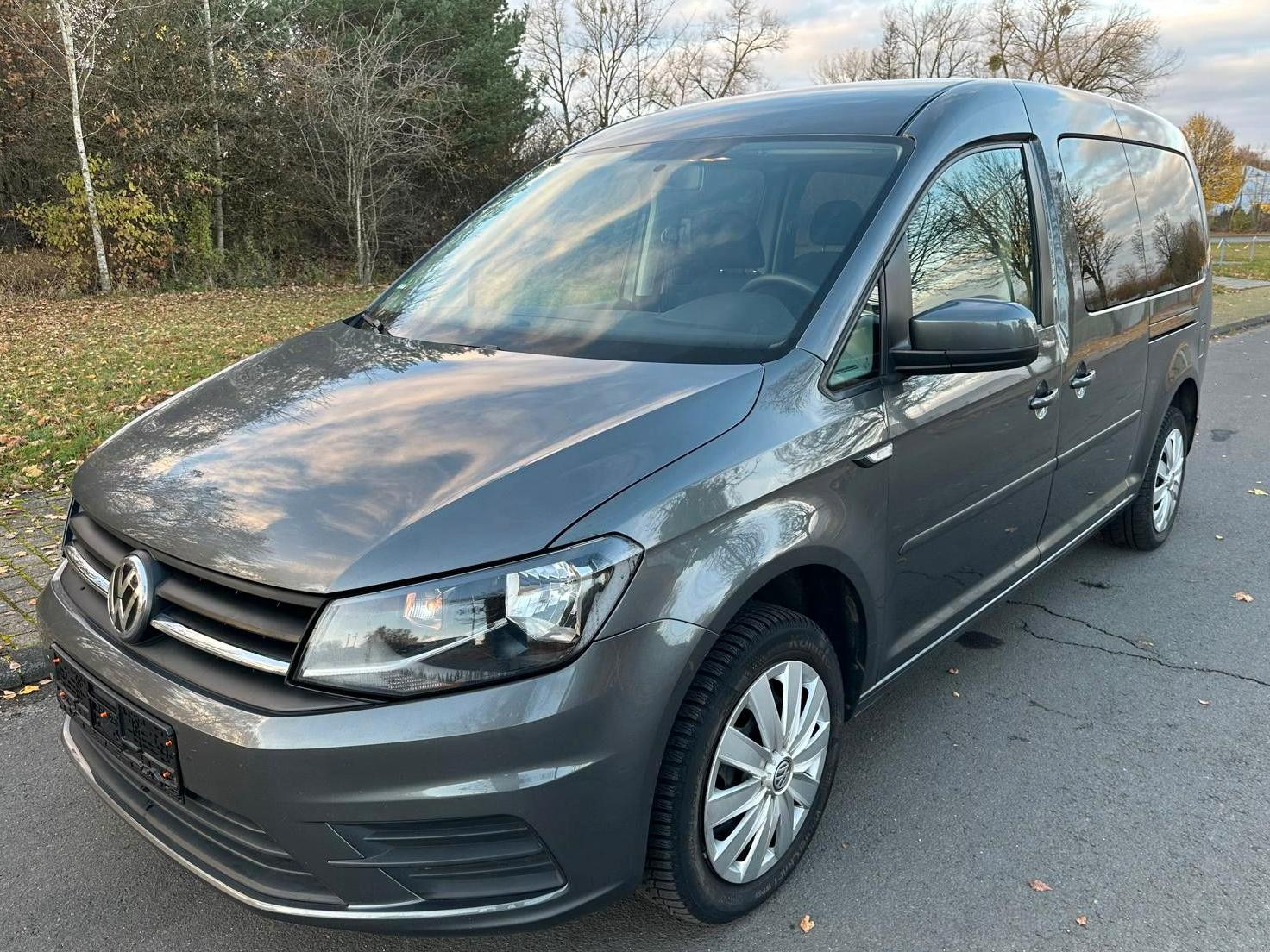 Volkswagen Caddy Maxi 2.0 TDI DSG Klima Rampe 7 Sitzer Tüv