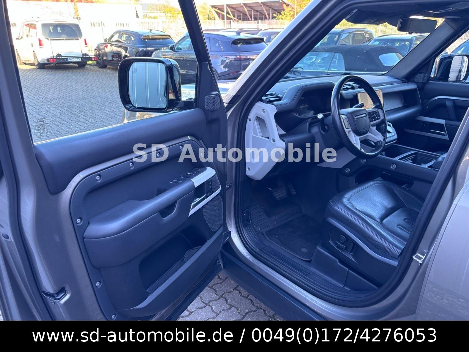 Land Rover Defender 110 HSE D300 PANO+AHK+BLACK-PACK