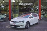 Volkswagen Golf VII 1.5 TSI LED Navi Panorama ACC Totwinkel - Volkswagen Golf: Vii