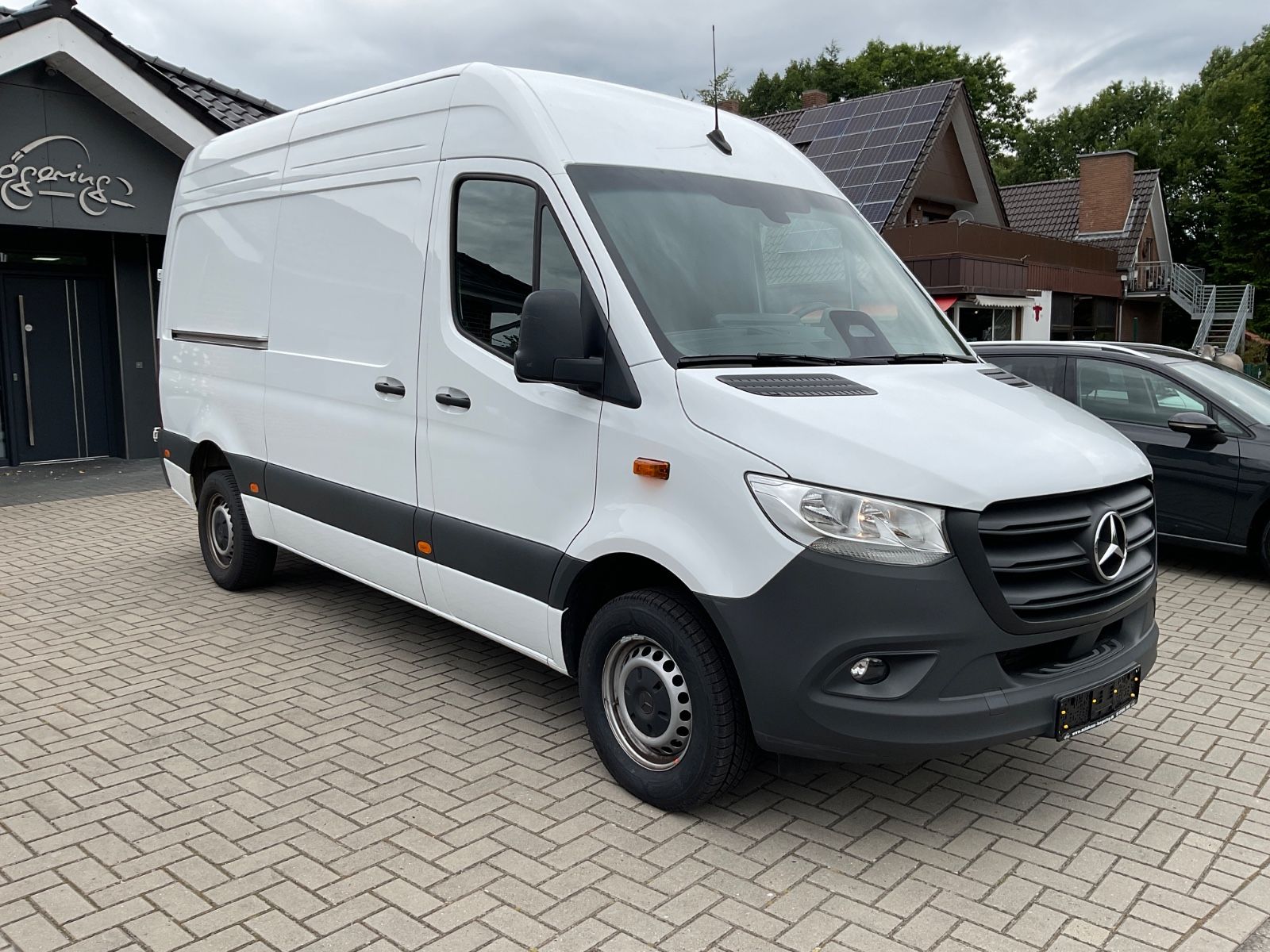 Fahrzeugabbildung Mercedes-Benz Sprinter 317 CDI,L2 H2,Automatik,Kamera,Navi,GJR