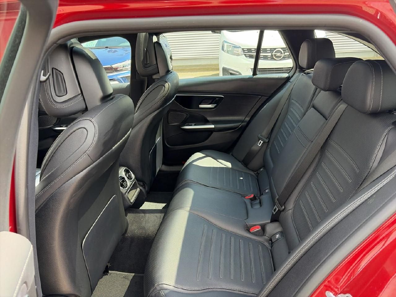 Fahrzeugabbildung Mercedes-Benz C 200 T 1,5 MildHybrid AMG-Line