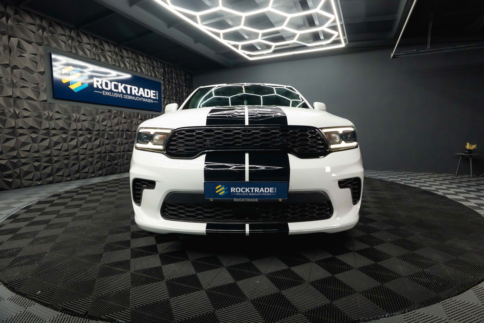 Fahrzeugabbildung Dodge Durango 5.7 V8 R/T SRT 4x4 Night-Paket Modell 22