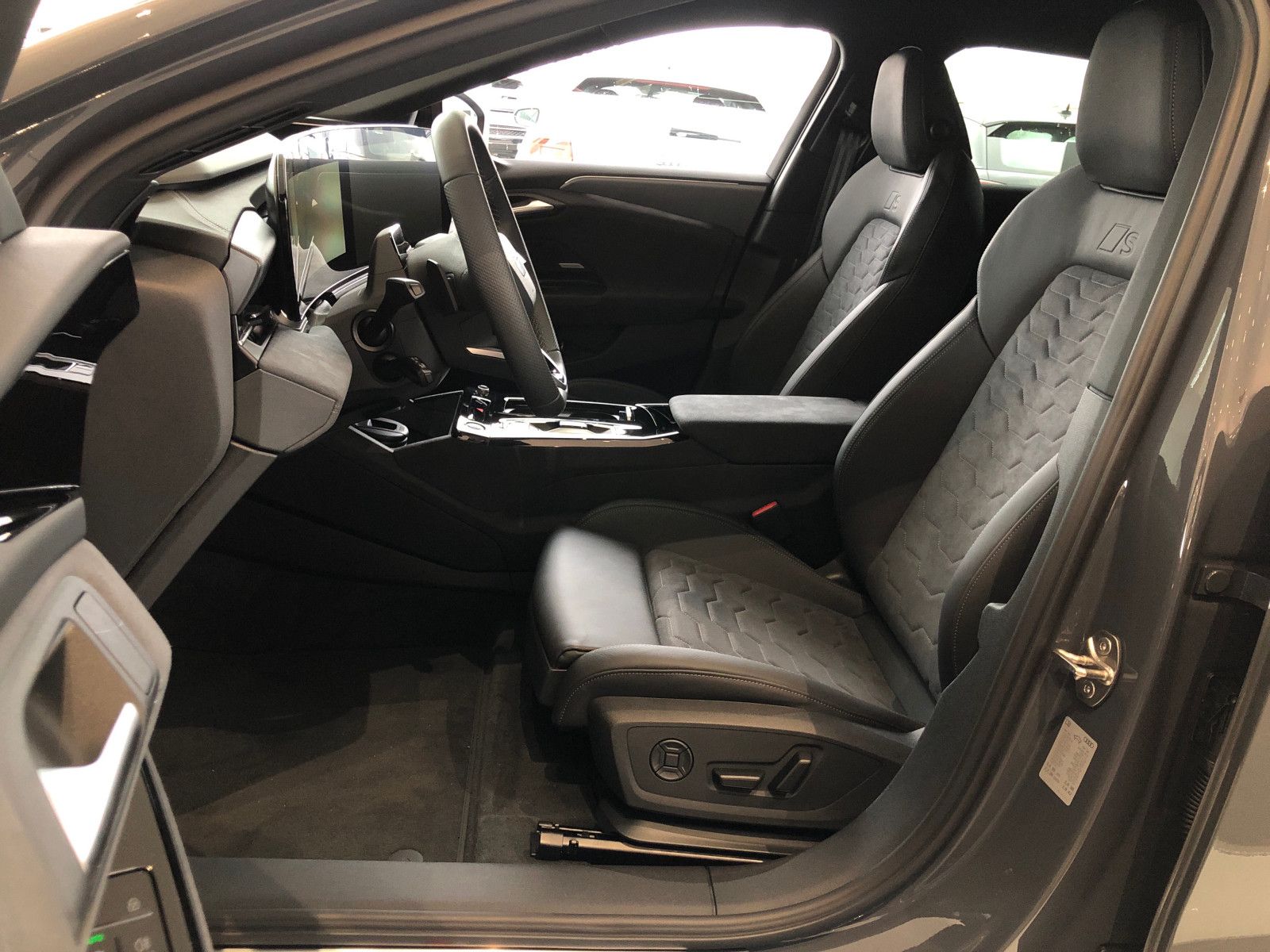 Audi A6 e-tron - Bild 10